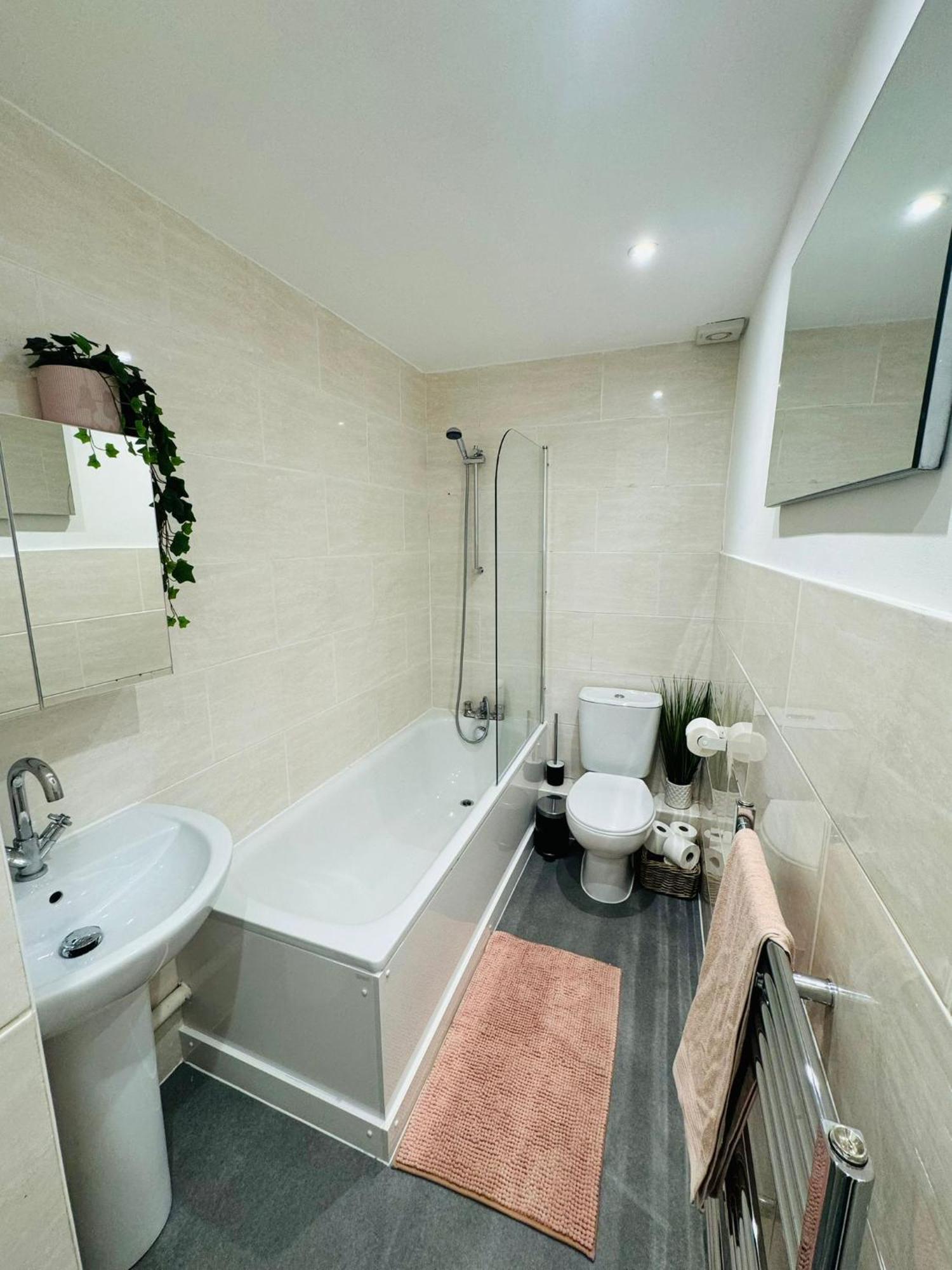 Jubilee Rooms 15 Minutes Central London Exterior photo